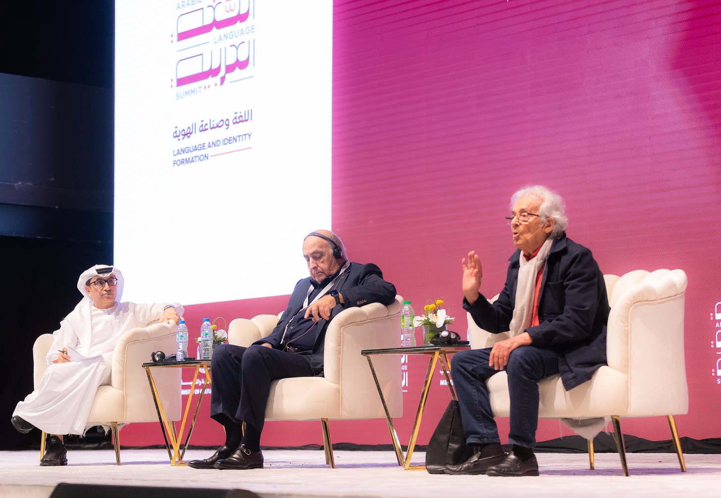 Within a cultural session held within the activities of the first day of the Arabic Language Summit Adonis and Gilbert Sinoué discuss the impact of language on human identity and creativity